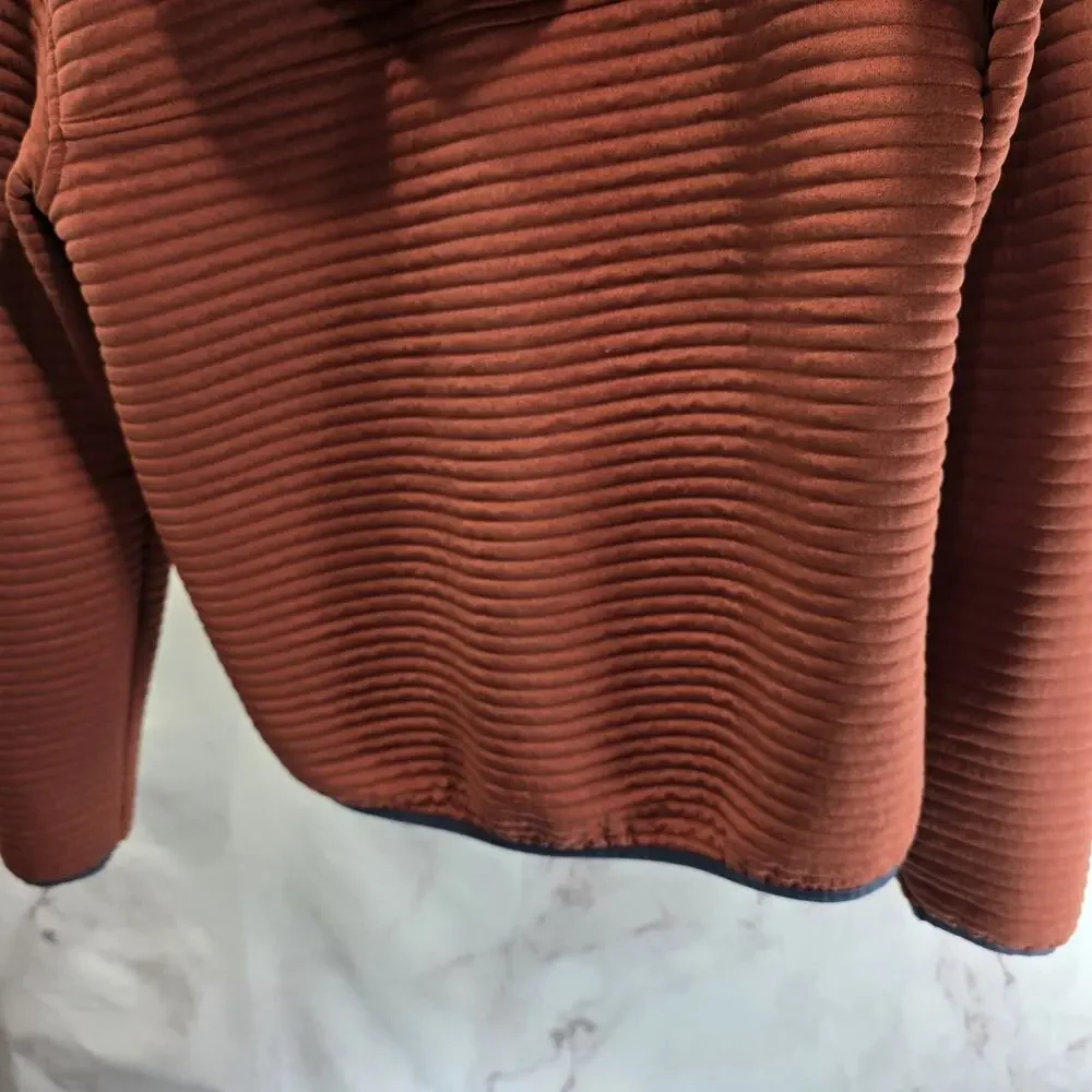 LL Bean Jacket Mens Small R Orange Airlight Hoodie Zip Quilted Slightly Fitted